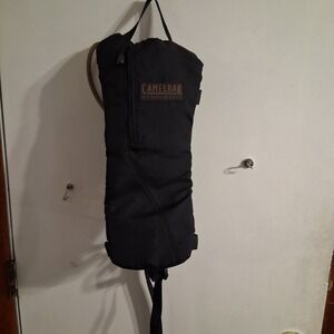 Camelbak Black Sabre Travel Bag 2L Water Reservoir Pack w/ Drinking Tube